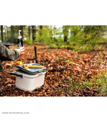 کول باکس استنلی 6.6L مدل The Easy-Carry Outdoor Cooler